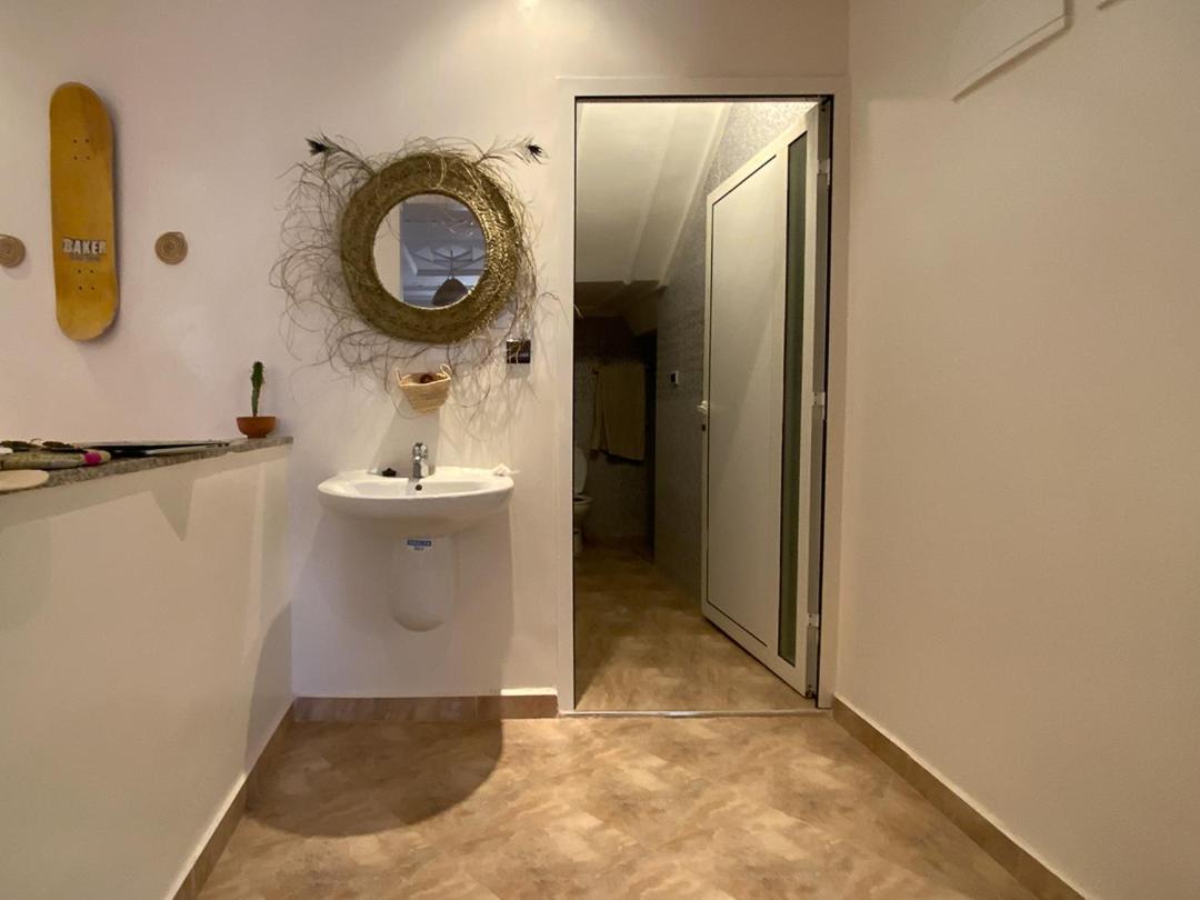 Desart Hostel Tamraght Екстер'єр фото